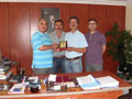 T�rk E�itimciler plaket verdi