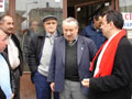 �zcan se�im turlar�na devam ediyor