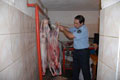 Zab�ta ruhsats�z etlere el koydu