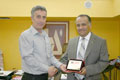 Yazar�m�za plaket
