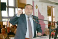 Altun?a yol g�r�nd� 