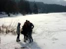 Sevgililerin hat�ra foto�raf� faciaya d�n�yordu