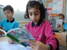 Bir ayda 800 kitap