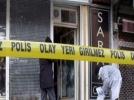 Polise ataca�� bomba elinde patlad�