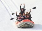 Van da rafting botuyla kar keyfi