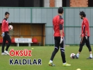 Kaleciler tek �al���yor