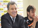 Hoca de�i�ikli�i tak�ma yarad�