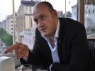 Kulislerde Abat’�n ismi dola��yor