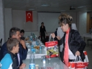 Belediye Alstr�m Sendromu hastalar� ile yemekteydi