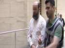 S�zde tarikat liderinin seks dergah�na polis bask�n�