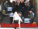 Cami i�in oradalar
