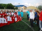 Vali �z�imen�den Bayan Milli Futbol Tak�m�na ziyaret