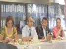 Gazeteciler hastaneye ko�tu