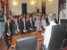 Kom�usu a�ken tok yatan bizden de�il 
