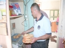 Pideden mi �al�yorlar?