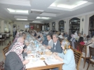 Siz gazi ve �ehit oluyorsunuz, biz ferah i�indeyiz.