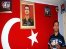�ehit Emrah’�n odas� m�ze oldu  