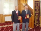 Eme�i ge�enlere �zel plaket