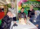 K�lt�r el�imiz i� ba��nda