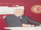 �zcan�a bir destek de �i�ek�ten geldi  