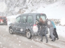Abant�ta yol �ilesi  