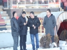Y�zler g�l�yor