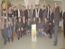 Ak gen�lik  ya�l�lar� unutmad�.