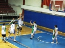 �niversite, Gen�lik Merkezi�ni ezdi: 80-47