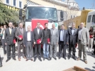 Arabalar� ald�lar, plaketi verdiler