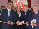 �zzet Baysal i�in