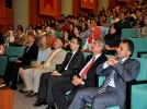 �niversiteliler derse ba�lad�