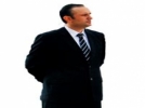 Savc�, �i�ek �ocuklar�n�n k�stebe�inin pe�indeydi