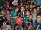 �Polis amca bizi ma�a g�t�r�