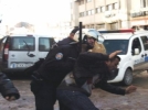 Deri i��ileri hakim kar��s�na ��kt�