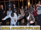 Bu kez kendilerini a��rlad�lar