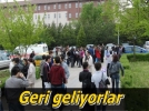 �niversite ��rencileri geri geliyor