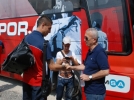 �nceayan, Zlatkov�dan s�z� ald�