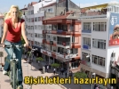 Caddeye bisiklet yolu yap�l�yor