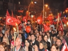 Binlerce ki�i Cumhuriyet i�in y�r�d�