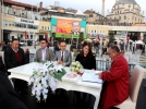 2014 y�l�n�n u�urlu �iftine halk huzurunda nikah