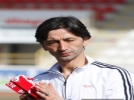 Y�lmaz Hocay� Taraftar Ba�r�na Bast�
