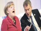 �Merkel�i dinleyemeyince K�r�m�� Ruslara kapt�rd�k�