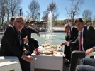 Y�lmaz bu kez baklavayla kutlad�