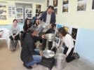 ��renciler s�t �ekip, helva yapt�lar