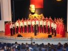 �ok Sesli Koro B�y�ledi