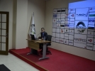 Ekonomi m�d�r�nden d�viz uyar�s�