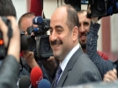 Zekeriya �z korumas�z kald�