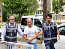 20 lira i�in tekme tokat sald�r�