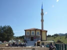 Kad�susuz K�y��ne muhte�em cami