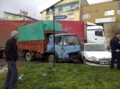 Viraj� alamayan TIR kazaya neden oldu